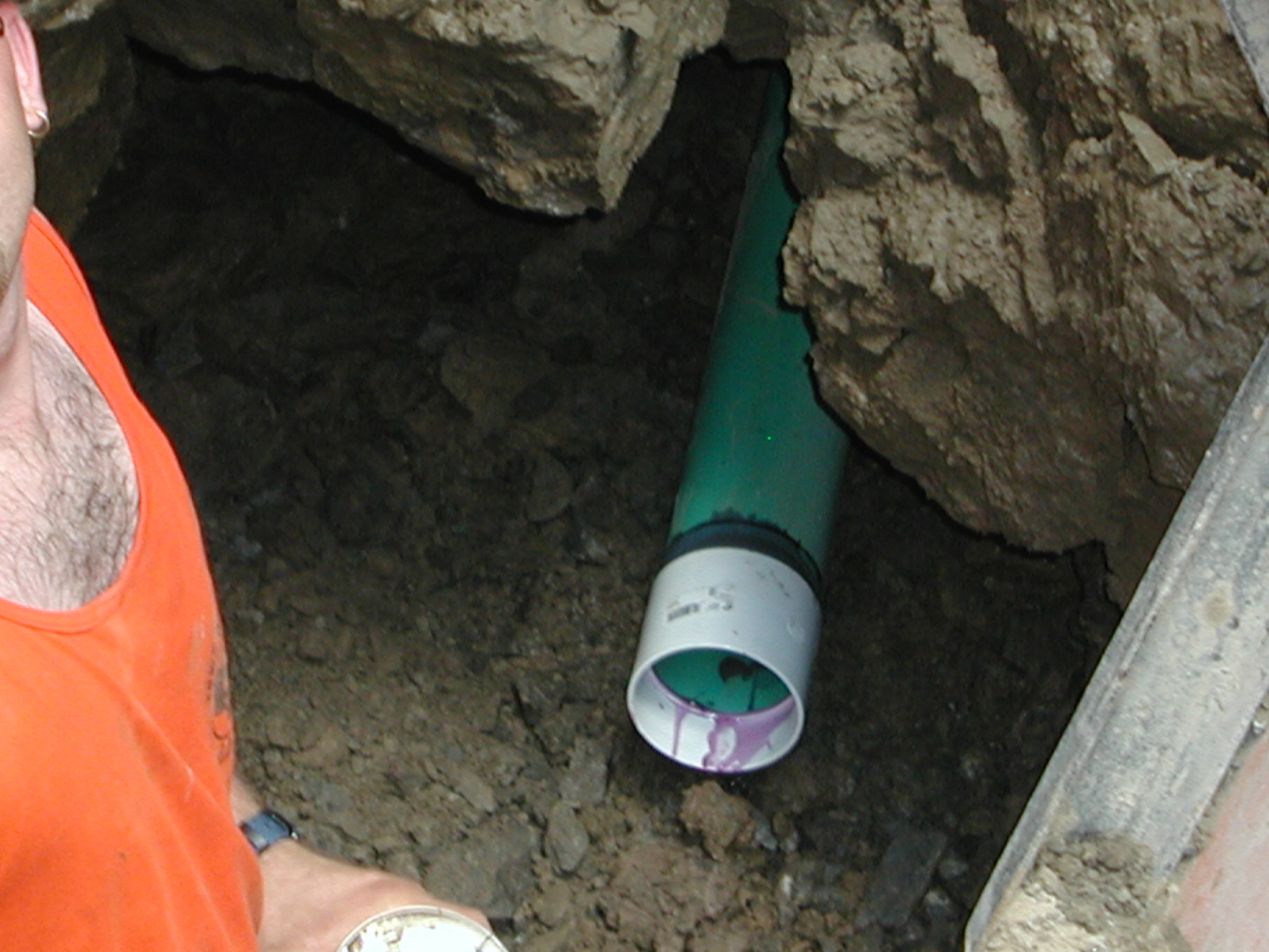 Tunnel under East Ave (19)